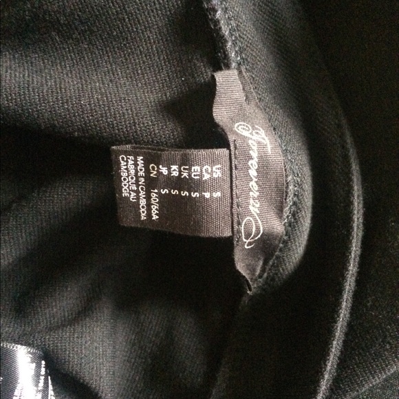 Black work skirt - Picture 3 of 3